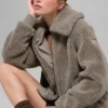 Sherpa Downtown Jacket - Light Cocoa