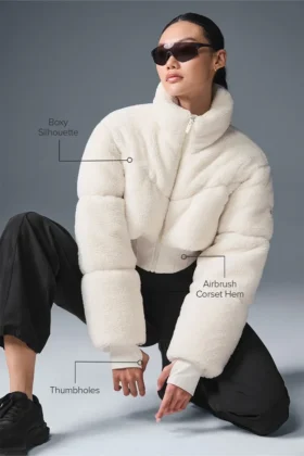Sherpa Main Act Corset Puffer – Ivory