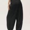 Silk Blend High-Waist Radiance Pant - Black