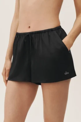 Silk Blend Radiance Short – Black
