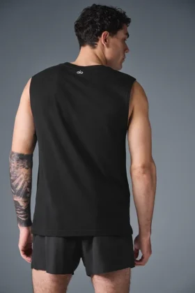 The Triumph Muscle Tank – Black