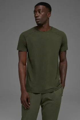 Triumph Raglan Tee - Green Olive