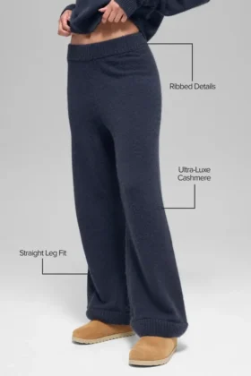 Wool Cashmere High-Waist New Class Wide Leg Pant – Navy