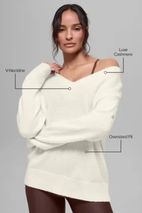 Wool Cashmere New Class Oversized V-Neck Sweater – Ivory